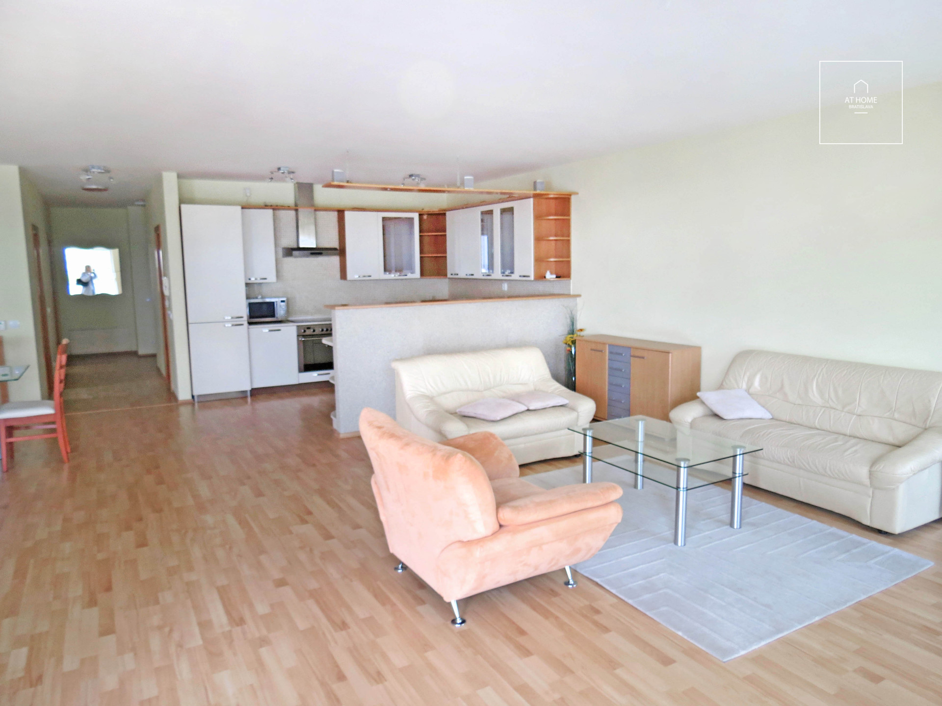 BA III., Koliba, 2-bedroom apartment on Tupého Street