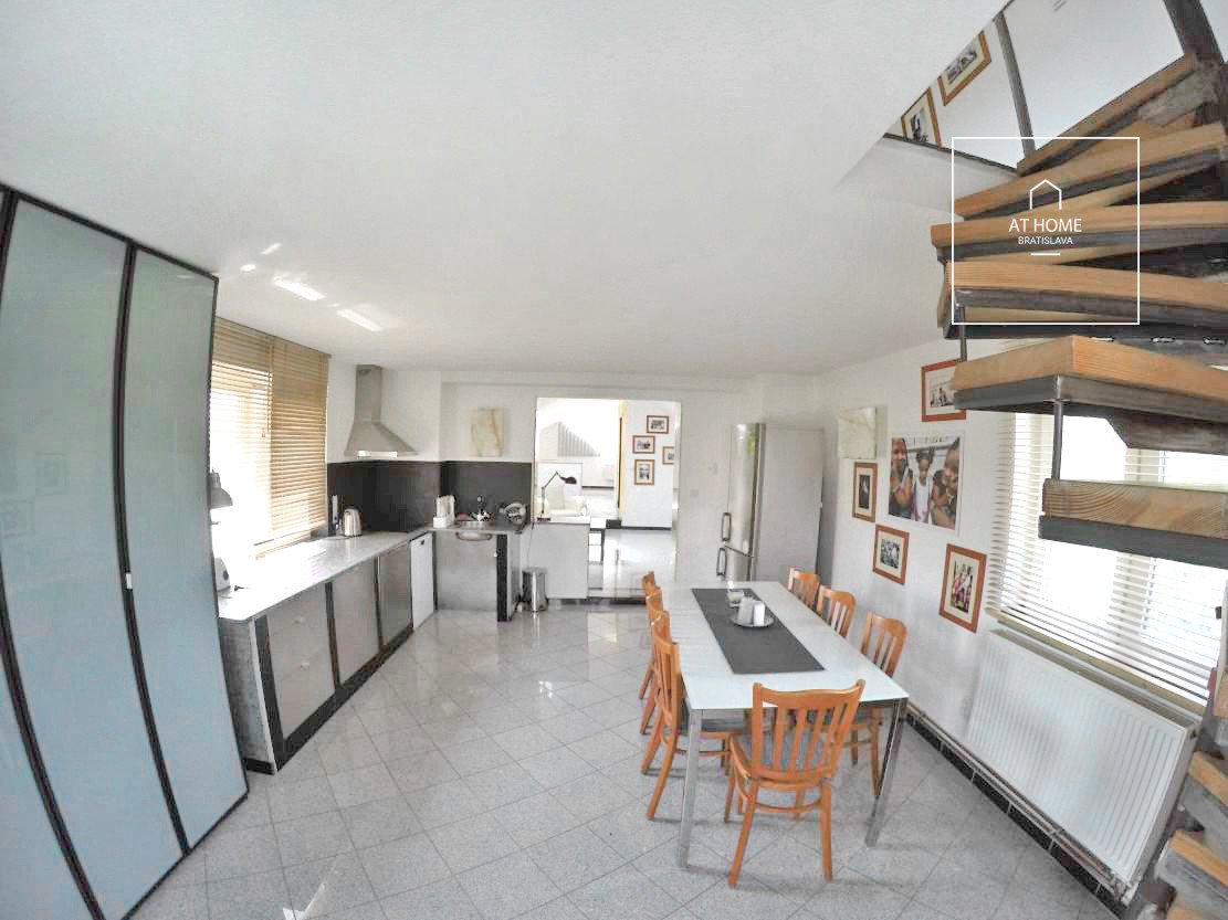 BA I., 2-bedroom apartment with parking on Nábrežie gen. Svoboda