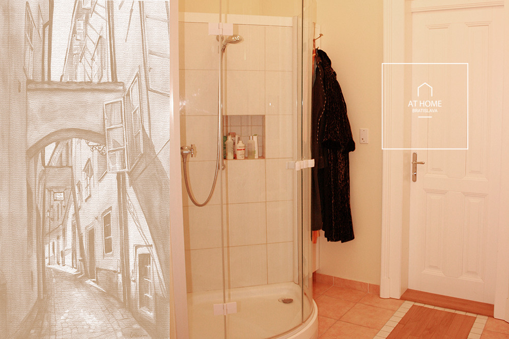 BA I., Staré Mesto, 4-bedroom exclusive apartment on Tolstého Street