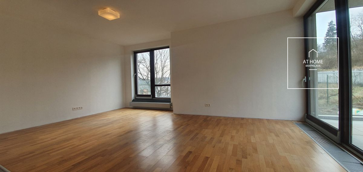 BA I., STARÉ MESTO, 1-BEDROOM APARTMENT NEAR THE HORSKY PARK