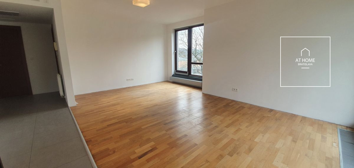 BA I., STARÉ MESTO, 1-BEDROOM APARTMENT NEAR THE HORSKY PARK