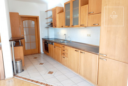 BA I., STARÉ MESTO, 3-BEDROOM APARTMENT NEAR THE HORSKY PARK