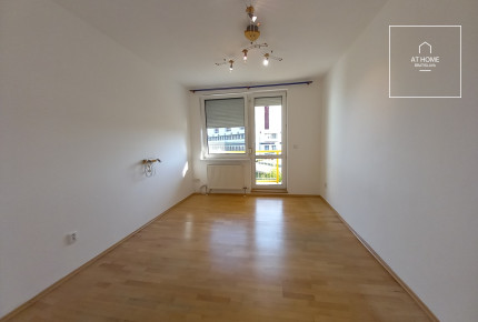 BA I., STARÉ MESTO, 3-BEDROOM APARTMENT NEAR THE HORSKY PARK