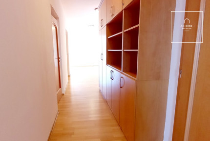 BA I., STARÉ MESTO, 3-BEDROOM APARTMENT NEAR THE HORSKY PARK